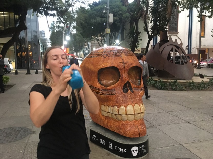 sawyer s2 foam - you can drink directly from the filter, but it's slightly awkward...