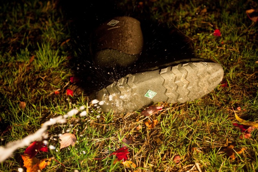 muck boot edgewater ii - washing off the boot, you can see how minimal the tread is.