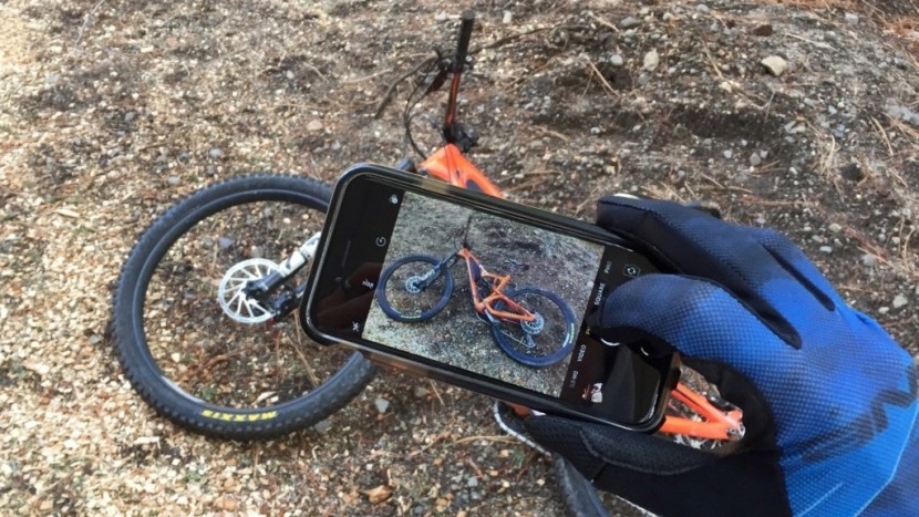 mountain bike gloves - touch screen compatibility on gloves like the dakine covert is not...