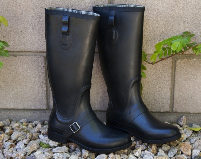 l.l. bean wellies tall for women - the wellies right out of the box.