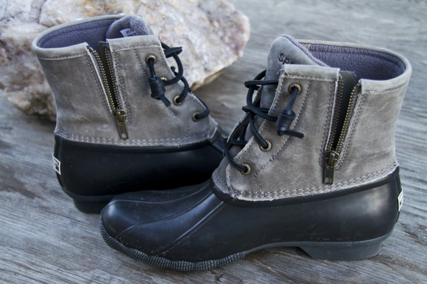 sperry saltwater duck boot - the style features of the saltwater duck boots, such as the side...