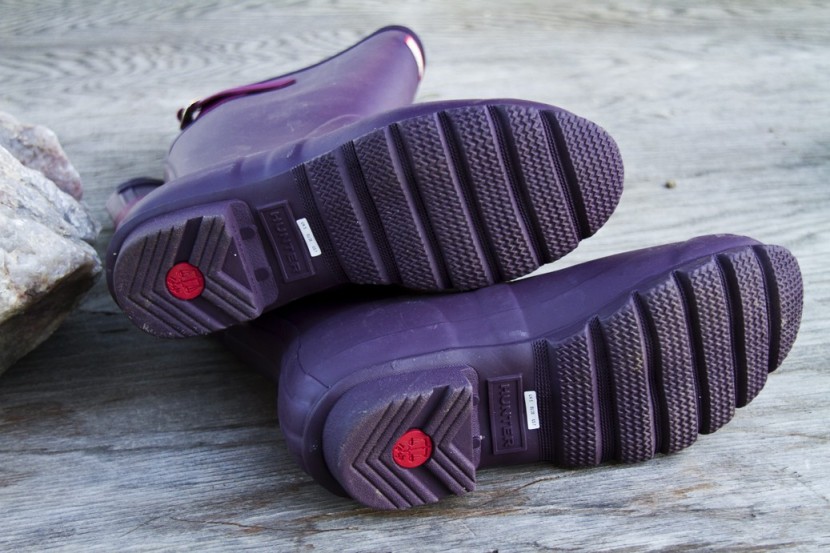 rain boots womens - paying attention to lug depth can help you determine if a pair of...