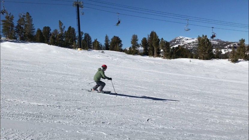 atomic hawx ultra 130 - intermediate and expert skiers will be able to appreciate the soft...