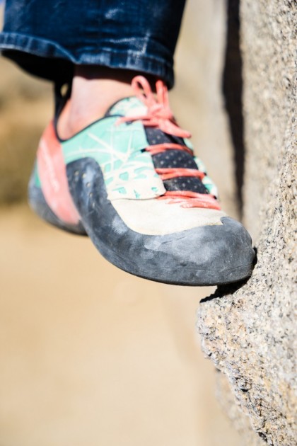 la sportiva kataki for women - these flashy new kicks from la sportiva are edging masters.