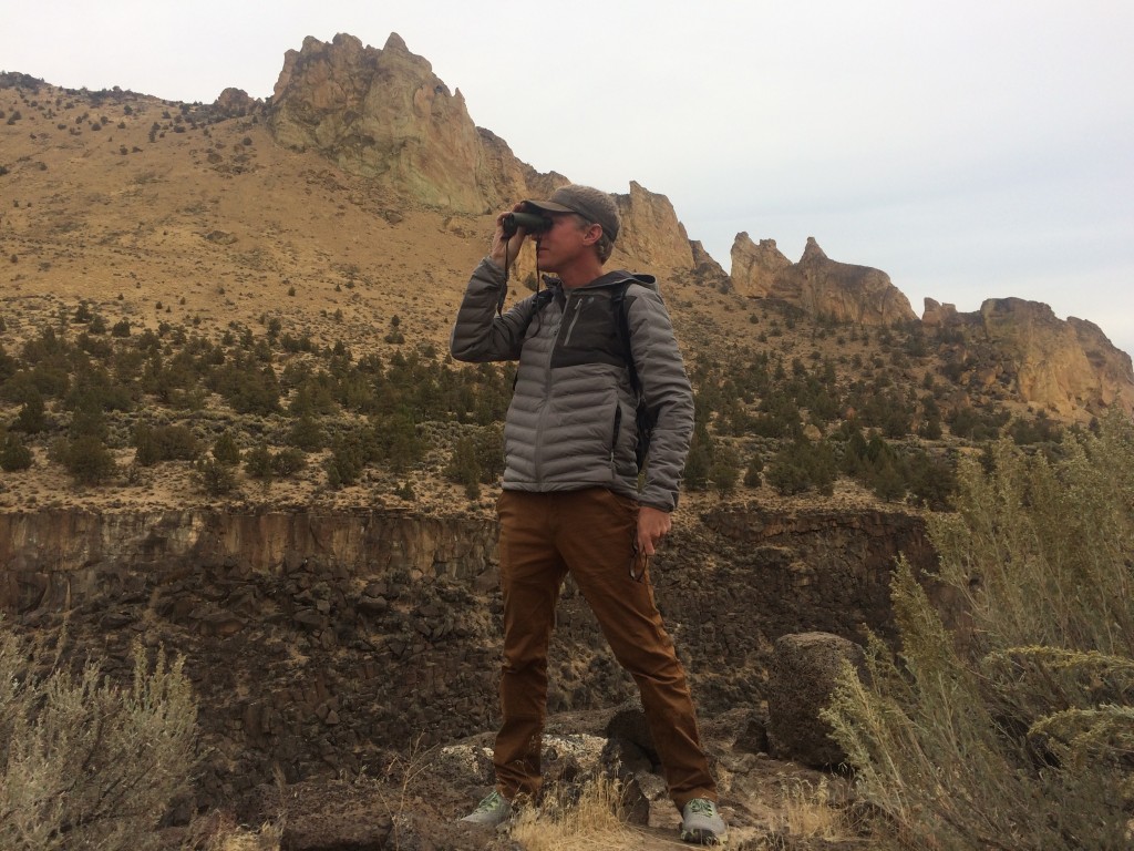 mountain hardwear stretchdown hooded - looking at eagle's nests, and rock climbs, in smith rock state park...