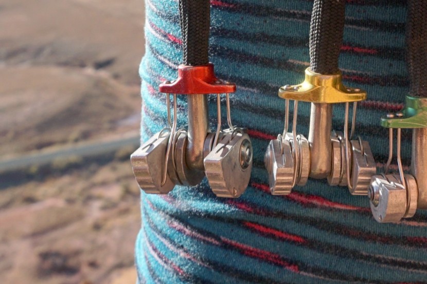 fixe hardware alien revolution - because of where the trigger wires attach to the lobes, the wires...