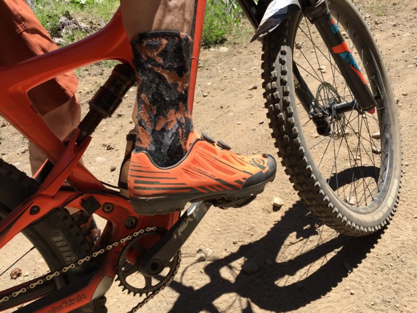 pearl izumi x-project pro - a stiff carbon sole transfers all your power directly into the...