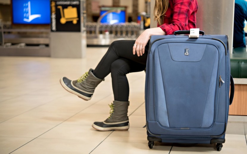 travelpro maxlite 4 25"