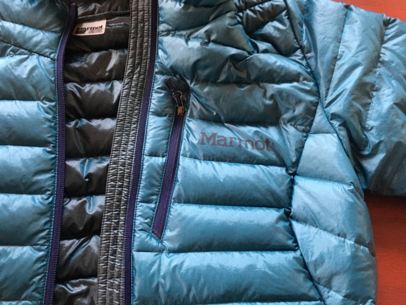 marmot quasar nova hoody for women - the quasar nova is a simple, lightweight down jacket.