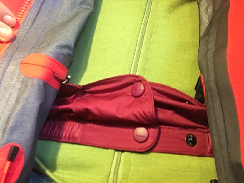 marmot spire for women - the removable powder skirt helps keep fresh snow out of the jacket...