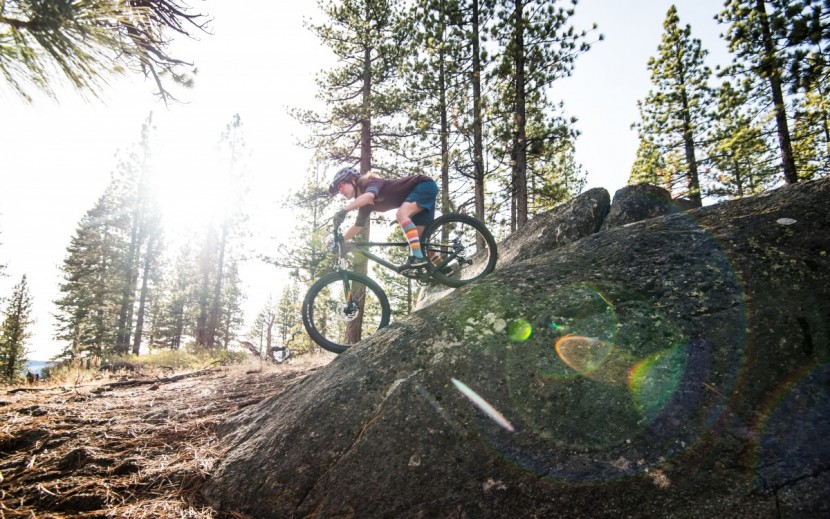 kona big honzo - with the ultra-stiff rear end, impacts can be a little rough on the...