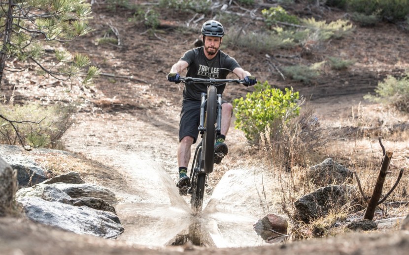 devinci kobain deore 2018 - the devinci kobain has no tedious bearings or suspension linkages to...