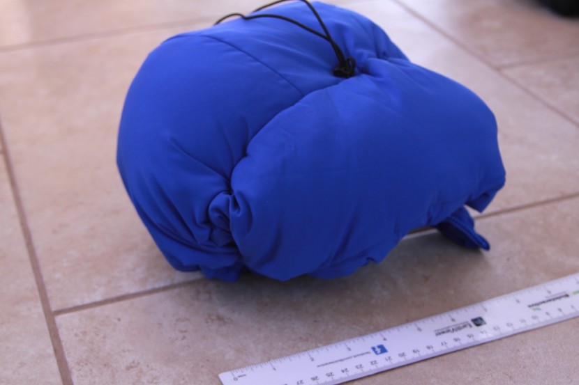 arc'teryx proton ar hoody - while this jacket does not have a stow-away system, it can be rolled...