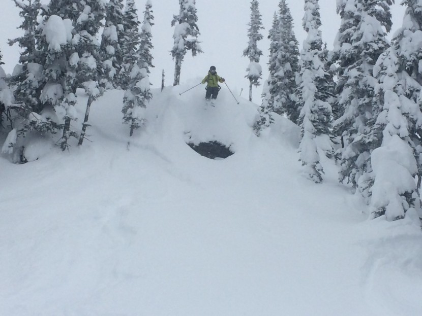 mountain hardwear cloudseeker - while the cloudseeker is mobile and stretchy enough to be a solid...