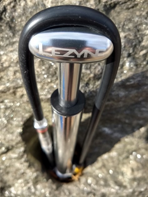 lezyne micro floor drive hv - it has its issues, but we must admit the micro floor drive is...