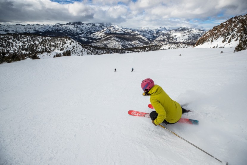 patagonia untracked for women - we like the long hemline and relaxed fit of the untracked jacket.