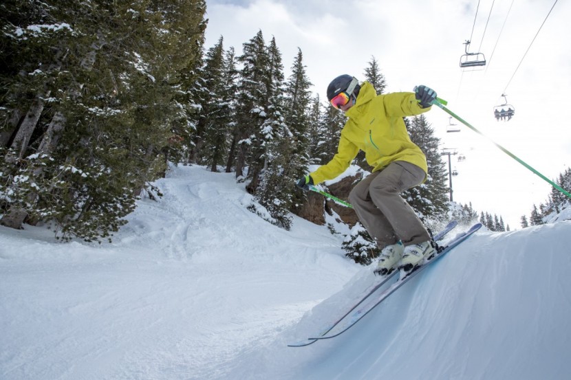 patagonia untracked for women - the untracked moves well with you.