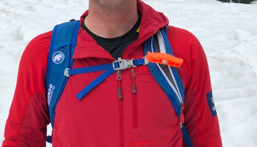 mammut ultralight removable 3.0 - the trigger mechanism is fixed on the left shoulder.
