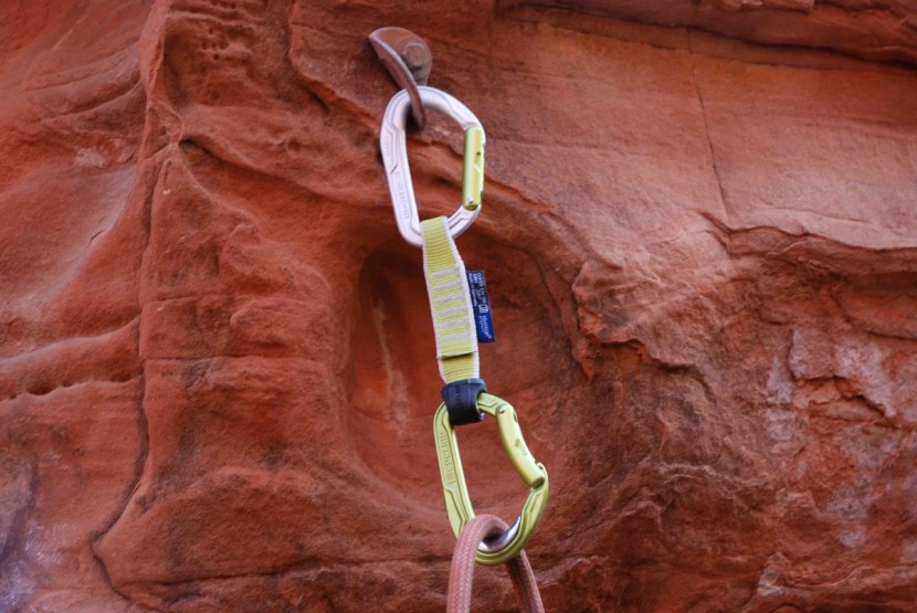 edelrid bulletproof quickdraw - this quickdraw handled well but felt a little on the small side.