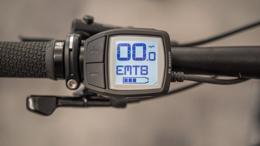 trek powerfly 7 fs plus - the digital display and controls on the trek powerfly 7 fs.