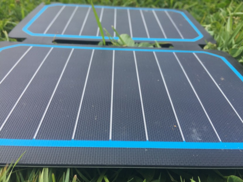 renogy e.flex10 - this close-up shows the durability of the renogy 10w solar cells.