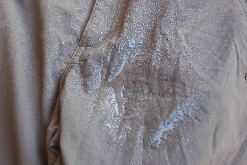 royal robbins jammer ii - the first sprays of our water bottle bead up, but then it quickly...