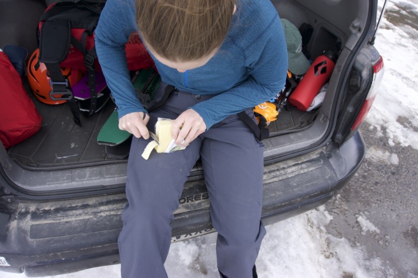 the thin metal design of this product is good for slicing blocks of...