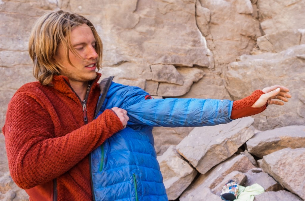 rei co-op flowcore - thumb loops make layering a breeze.