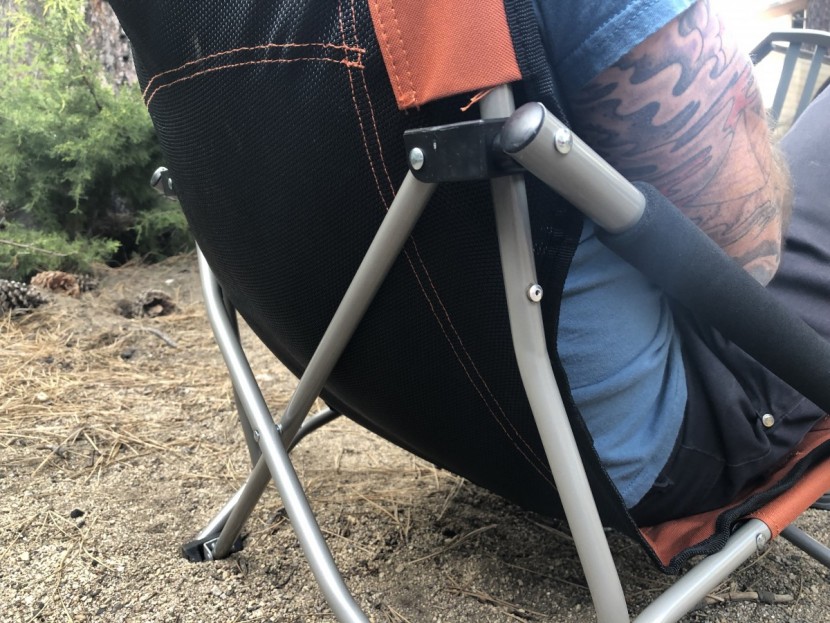 alps mountaineering rendezvous - some of our testers struggled with their backs touching the back...