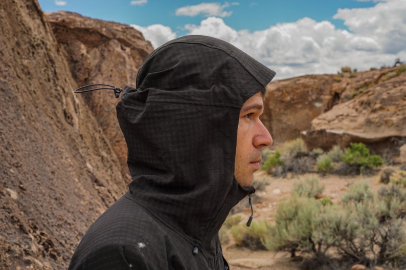 patagonia r1 techface hoody - the cinch cord provides a perfect fit. this hood is large enough to...