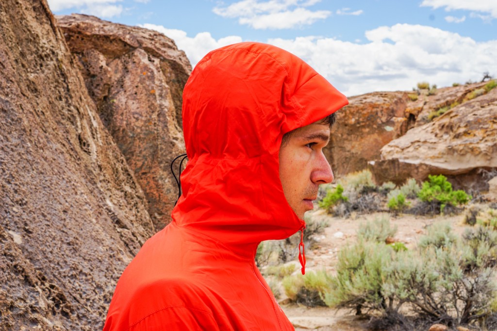 arc'teryx procline hybrid hoody - the hood cinch works great, keeping the hood snug on our tester's...