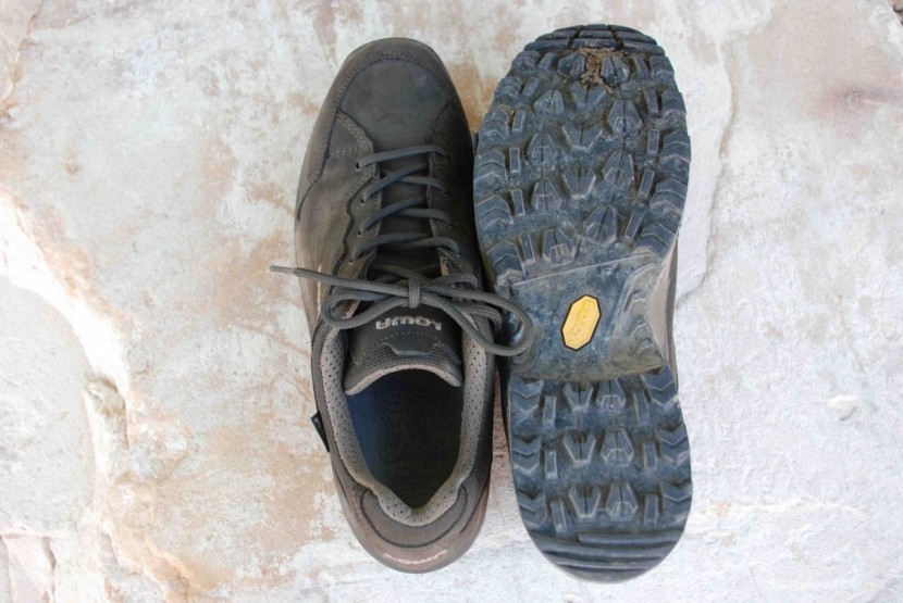 lowa renegade gtx lo for women - the lugs are deep and well-spaced and not too stiff. this pair gave...