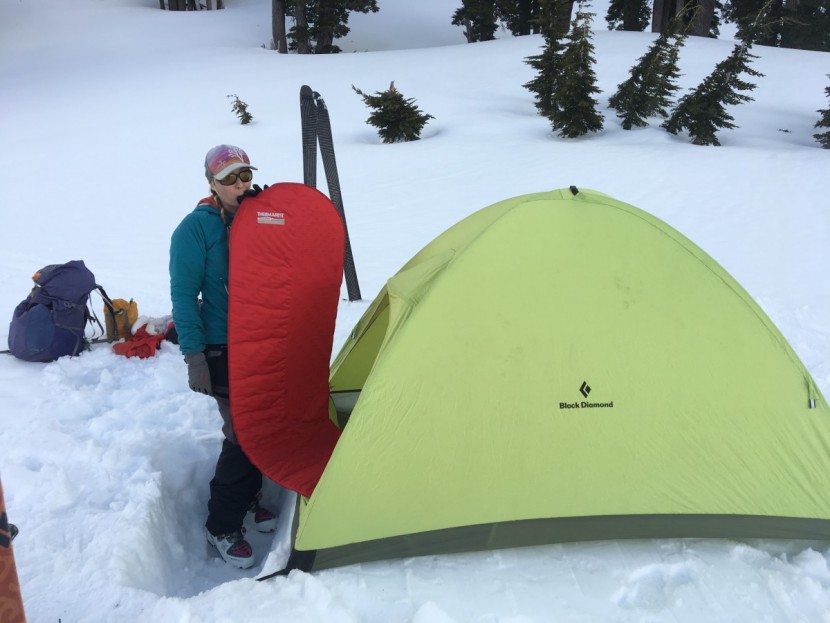 sleeping pad womens - winter camping will truly put your pad's r-value to the test.