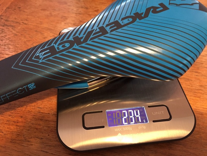 race face aeffect - the aeffect weighs in at 234g.