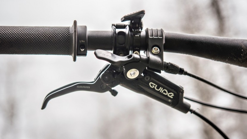 the shapeshifter remote is on top of the bars.