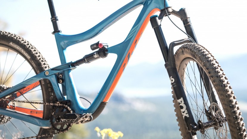 the fox 36 performance forked worked well despite lacking some of...