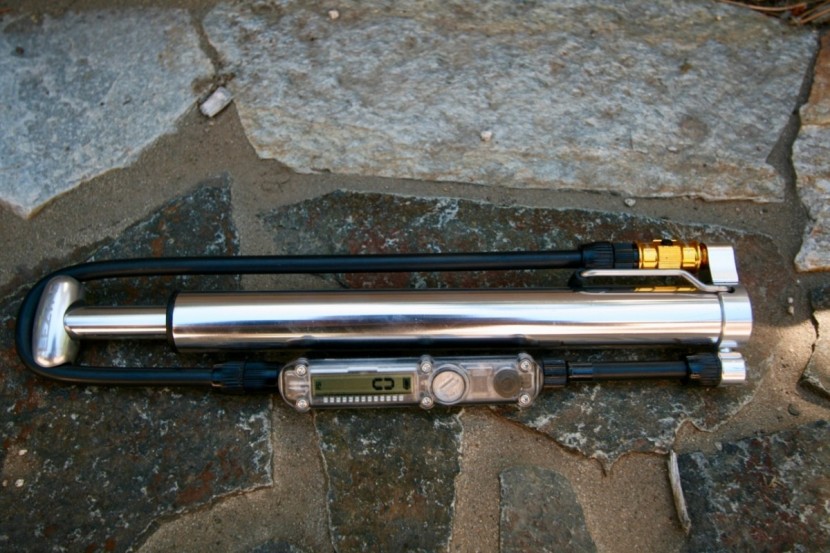 lezyne micro floor digital drive hvg - this miniature floor pump moves volume than any other mini-pumps we...