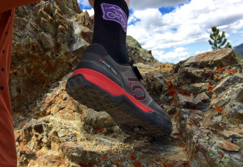 five ten kestrel lace - the kestrel lace works great off the bike, with flex through the toe...