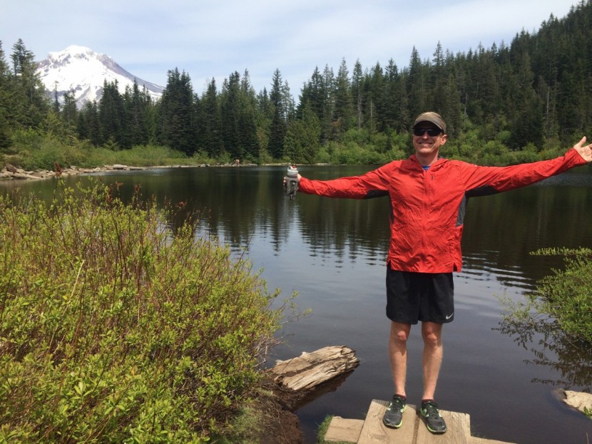 smartwool phd ultra light sport hoody - the phd ultra light sport hoody is a great extra layer for runs or...