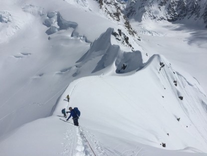 How to Choose a Mountaineering and Alpine Climbing Backpack