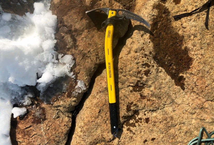 grivel air tech evolution - the air tech evolution is one of the best all-around ice axes...