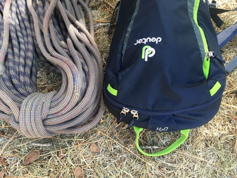 deuter gravity pitch 12 - the smooth exterior has no straightforward way to carry a rope.