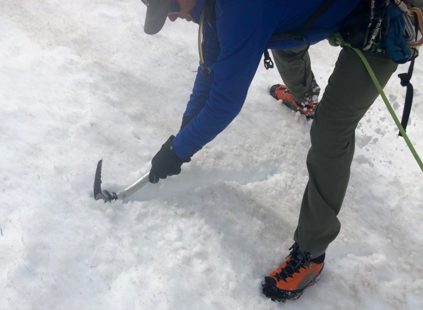 black diamond venom - the venom has one of the best overall performing adzes in our...