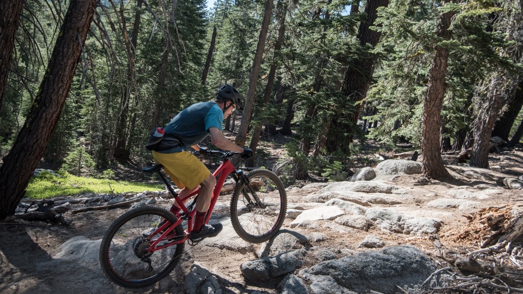 specialized stumpjumper st comp carbon 29 - navigating technical uphill rock gardens on the st comp is ok but...