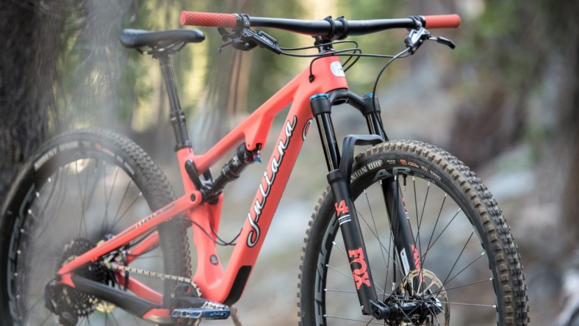 the fox 34 performance fork is smooth and reliable.