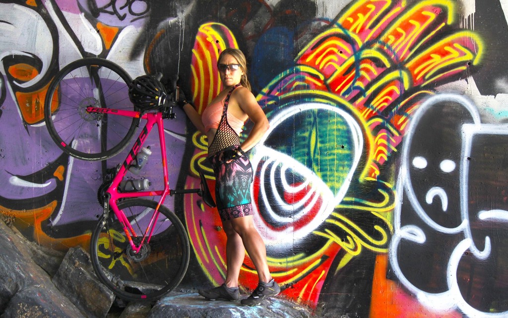 shebeest petunia bib