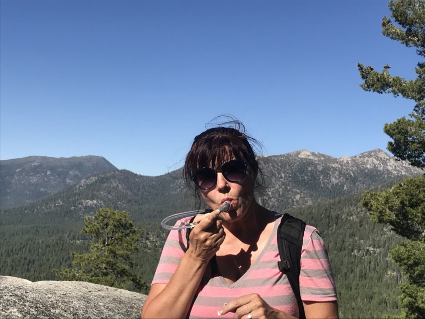 camelbak cloud walker 18 - camelbak's crux valve with an on/off lever is always a favorite for...