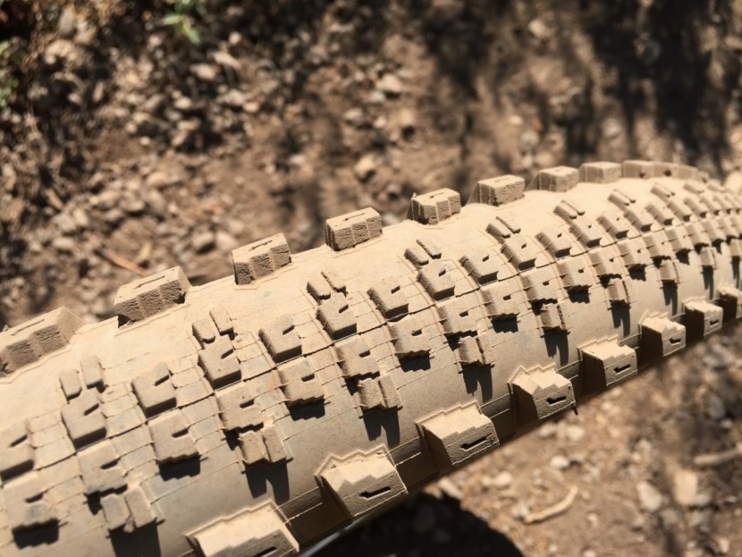 specialized slaughter grid - the low profile center tread of the slaughter grid does a good job...