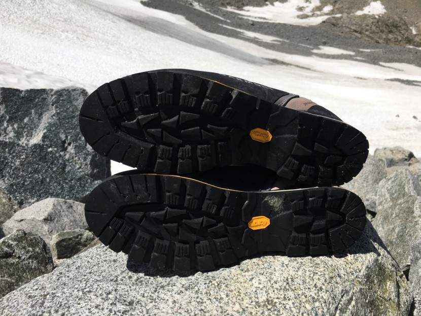 garmont dragontail mnt gtx - this thick and hefty sole offers a stable platform and inspires...