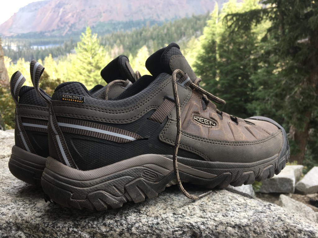 keen targhee iii low - the easy-going style of the keen targhee iii low makes it great for...